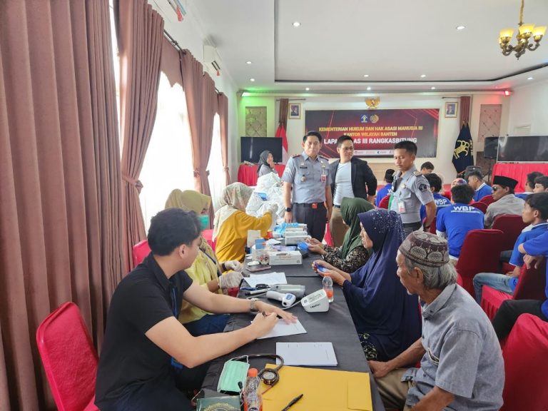 3ee13f75-5e76-4919-84c3-a23756fa871c