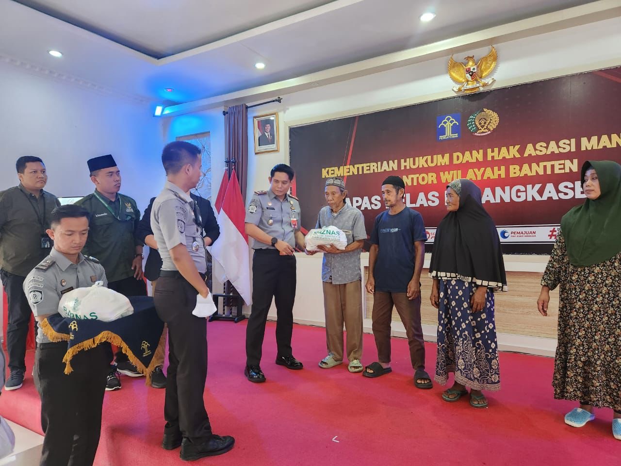 4e325ae4-0ec2-4034-ad9d-eb00b7b9c52a