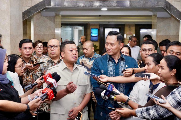 8e47c25c-9414-4cd6-bc39-c7057659e829