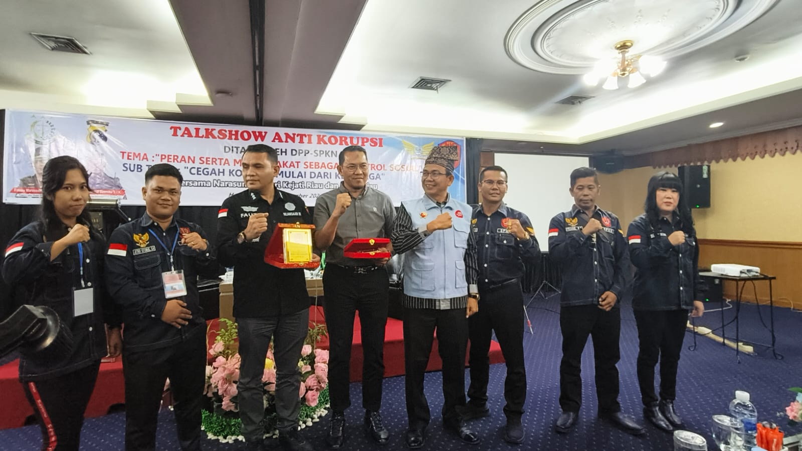 9da29091-83e5-406a-837b-f129d9a1174b