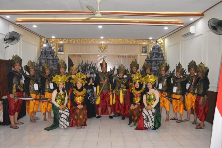 aa5bc4c5-2a0e-42fd-a0f4-60dbbe470ec4