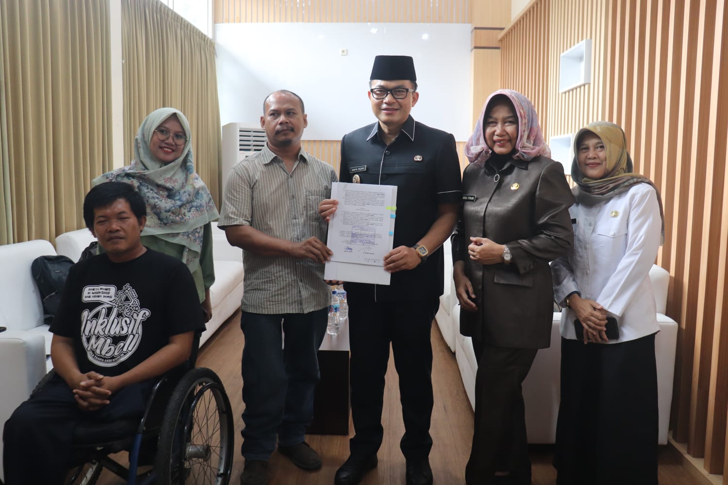 c009d49d-f981-4df8-8c65-a804942d332e (1)