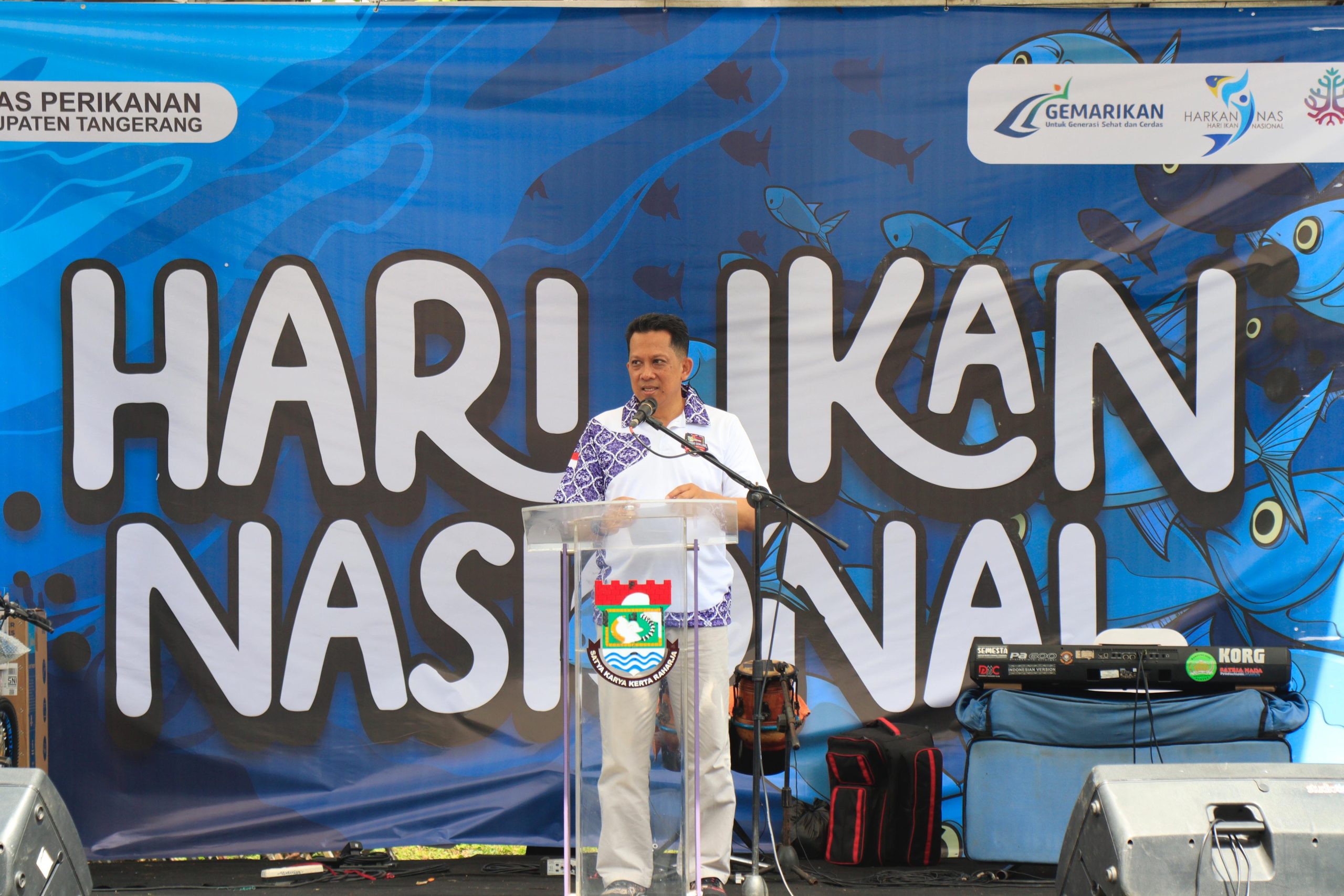 ceb01f2d-f20e-4458-ab45-3102b6e4c1b0