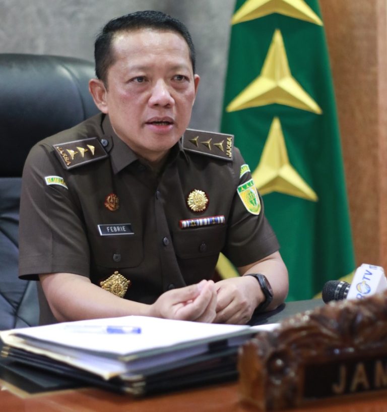 aee06cae-cc61-4bfb-8eba-148a2d4380a5