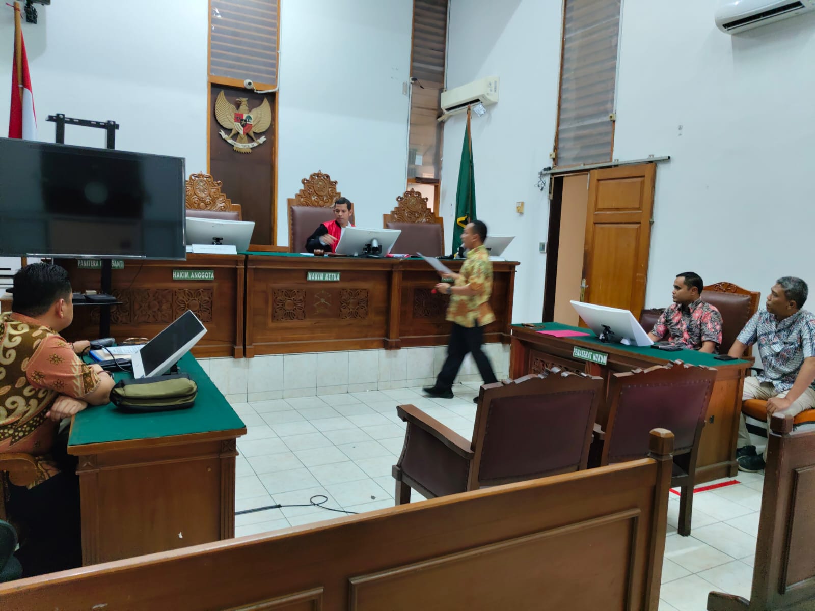 b0a27439-9686-4dff-be62-cce34812c26f