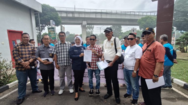 307cfb27-f38d-4a00-9787-4cdec425f3c3