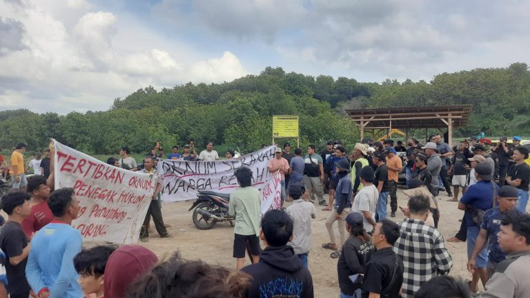 b0a0ab79-46b0-47ed-b821-eacf2f33c69b