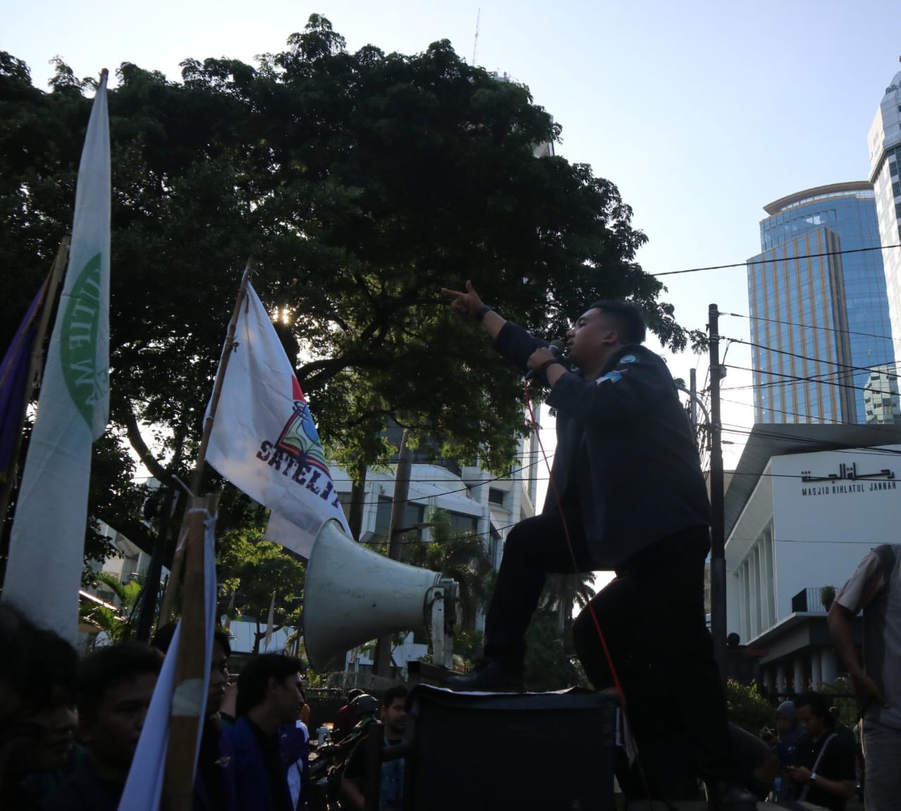 af9c1653-b68d-4335-bd16-e7f796059e91