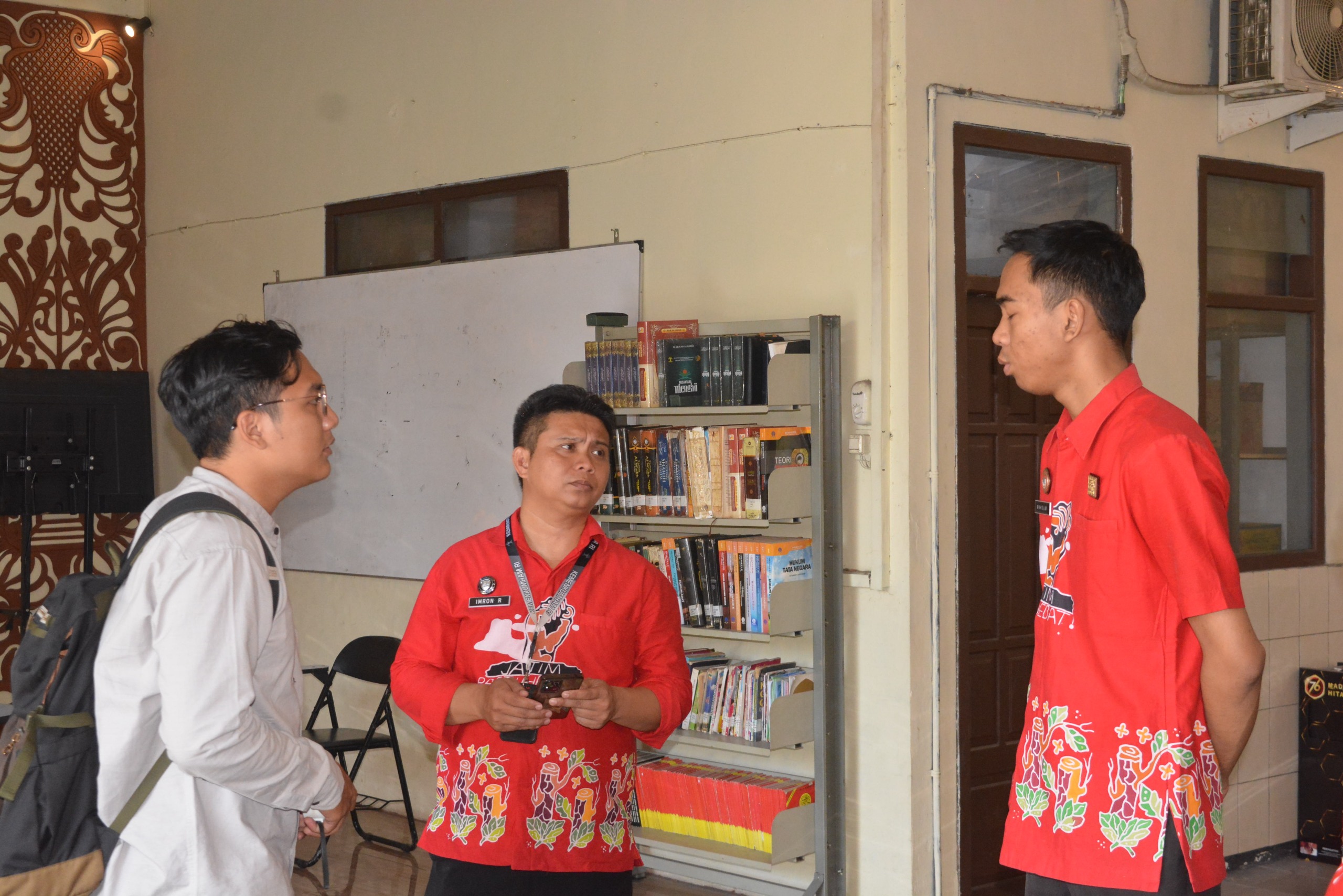 cc501c18-d28d-4f0b-ae8c-c4d800f3163f