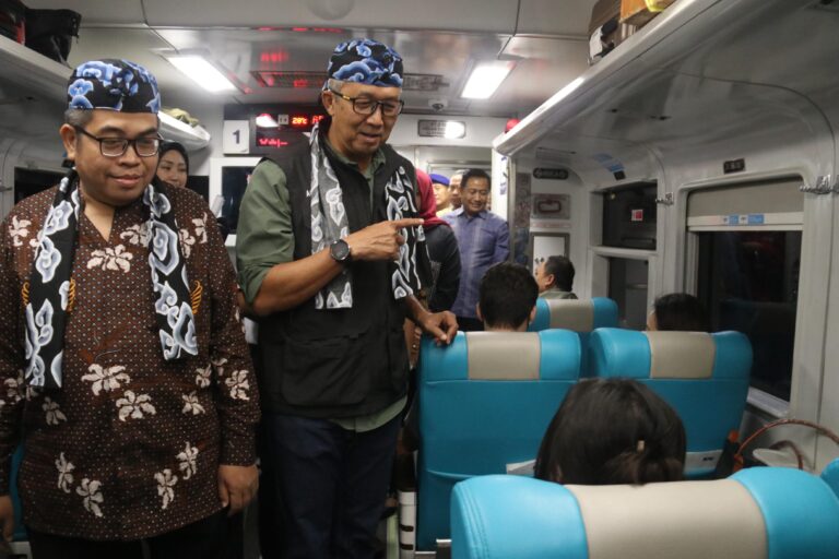 e84118f7-a027-4a92-b65b-6e82b57d97c7-768x512