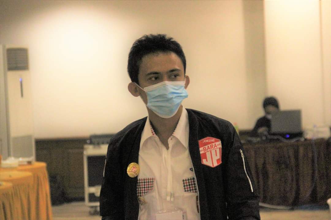 00ac06ad-89a7-4b0c-9784-e2ae1f82389e