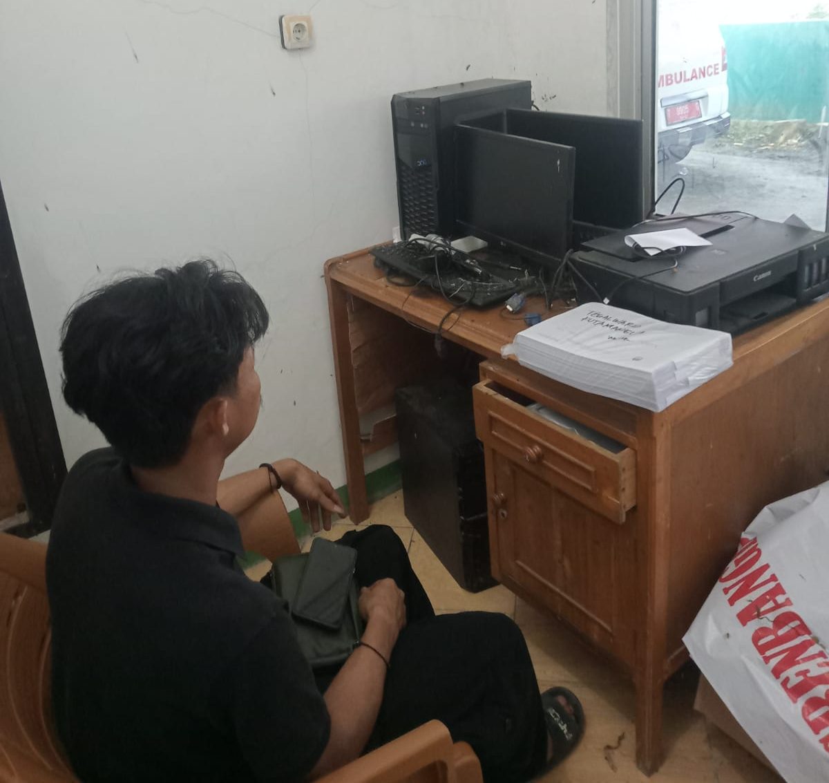 ddaa55e5-7519-46c0-a0a8-efbb3af54886