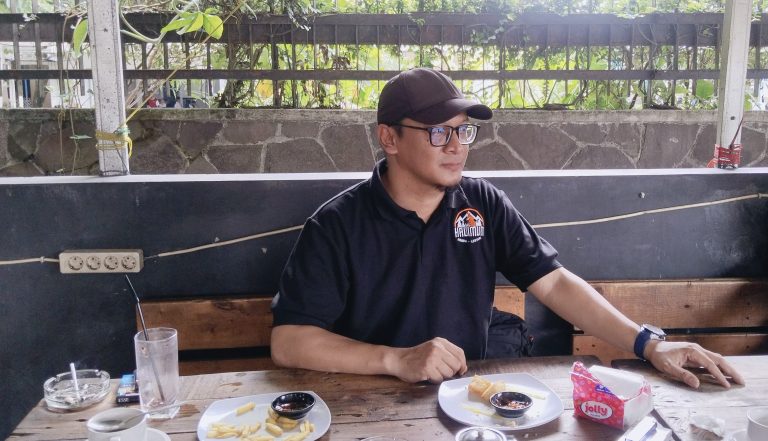 f393c7b4-ae60-449e-aa96-19132e999f8c