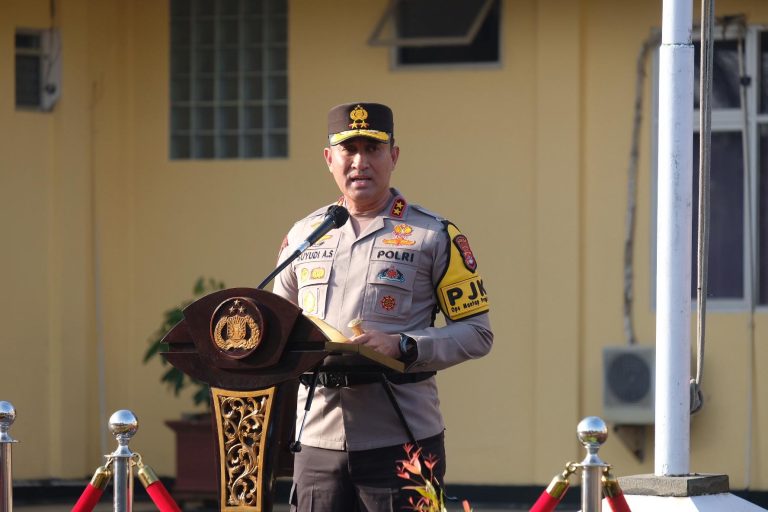 37e64f06-cf3b-46d6-83cf-11fbff96f73c