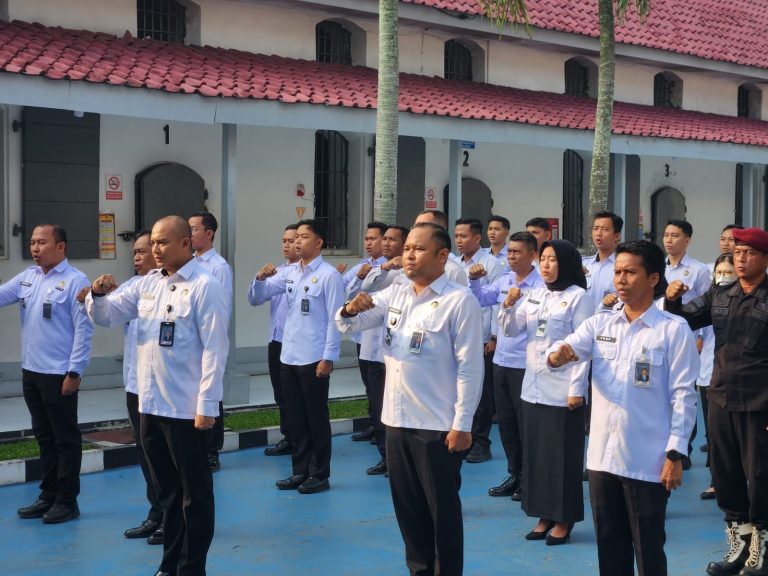 f2b030fa-33f2-407f-aa1a-c5deb6032842