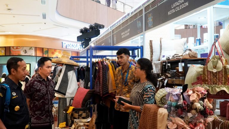 37b21914-d590-40f6-be6b-7aa96b79a5bb