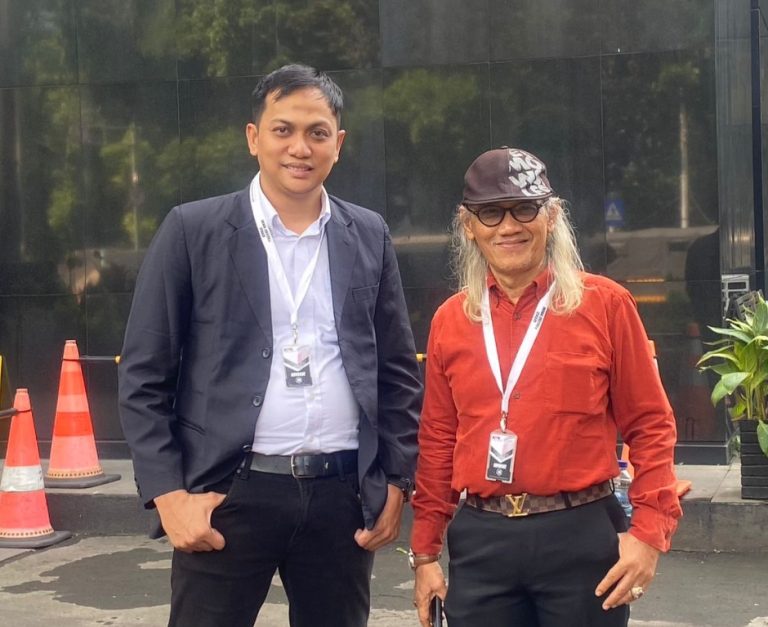 5d0eeaec-8cb6-4546-9f55-e1df6bc5c5ec