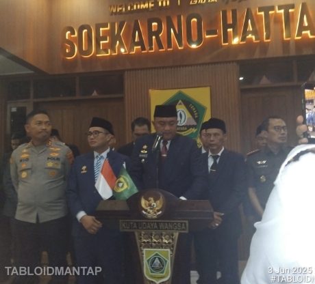 Usai Lantik 13 Pejabat Tinggi, Bupati Rudy Susmanto Secara Objektif Jelaskan Prihal Keselarasan Komposisi Pelantikan