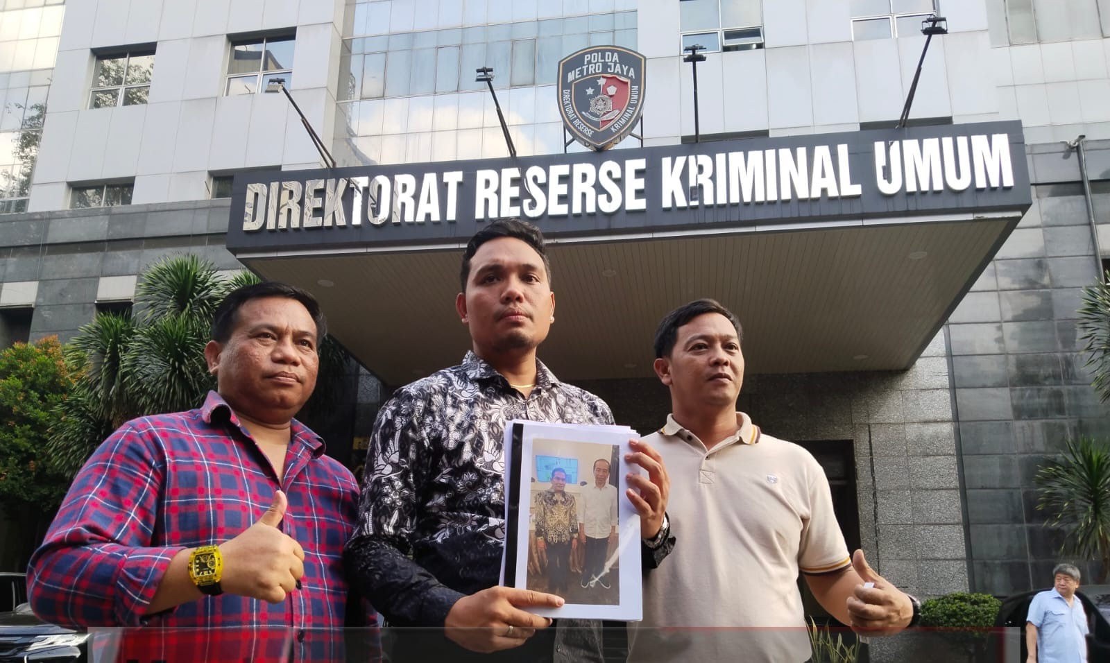 611de406-6fa9-41a5-99fb-351955c6ee8a