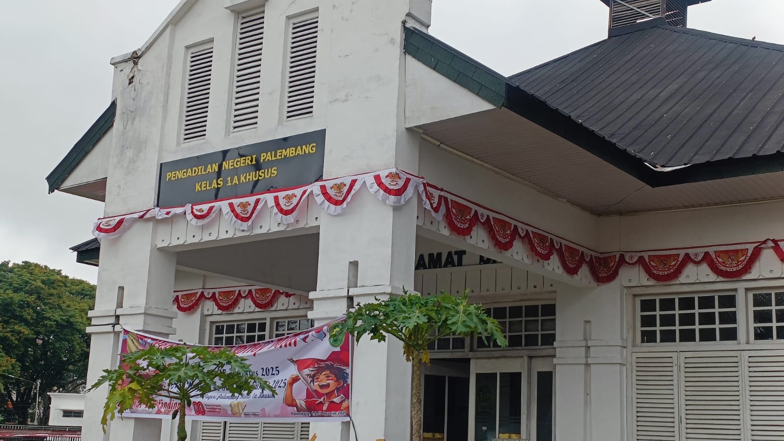 1e7ffc79-1f99-4414-95a0-1a36c3add71b