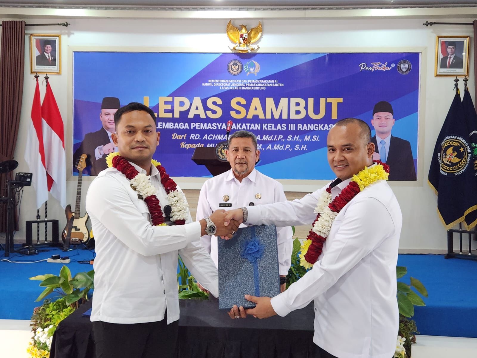 de2135d5-17af-4bbf-9551-fc03e3a3d235