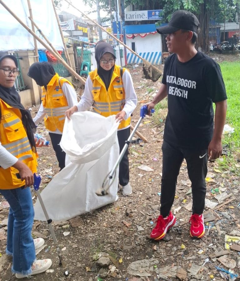 1ad636a9-e917-4dd4-ab85-5c1587300481