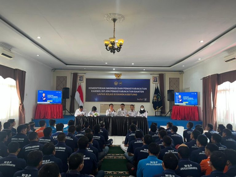 9f3a92e0-00a7-4ee4-9781-d9fcb4ed1187