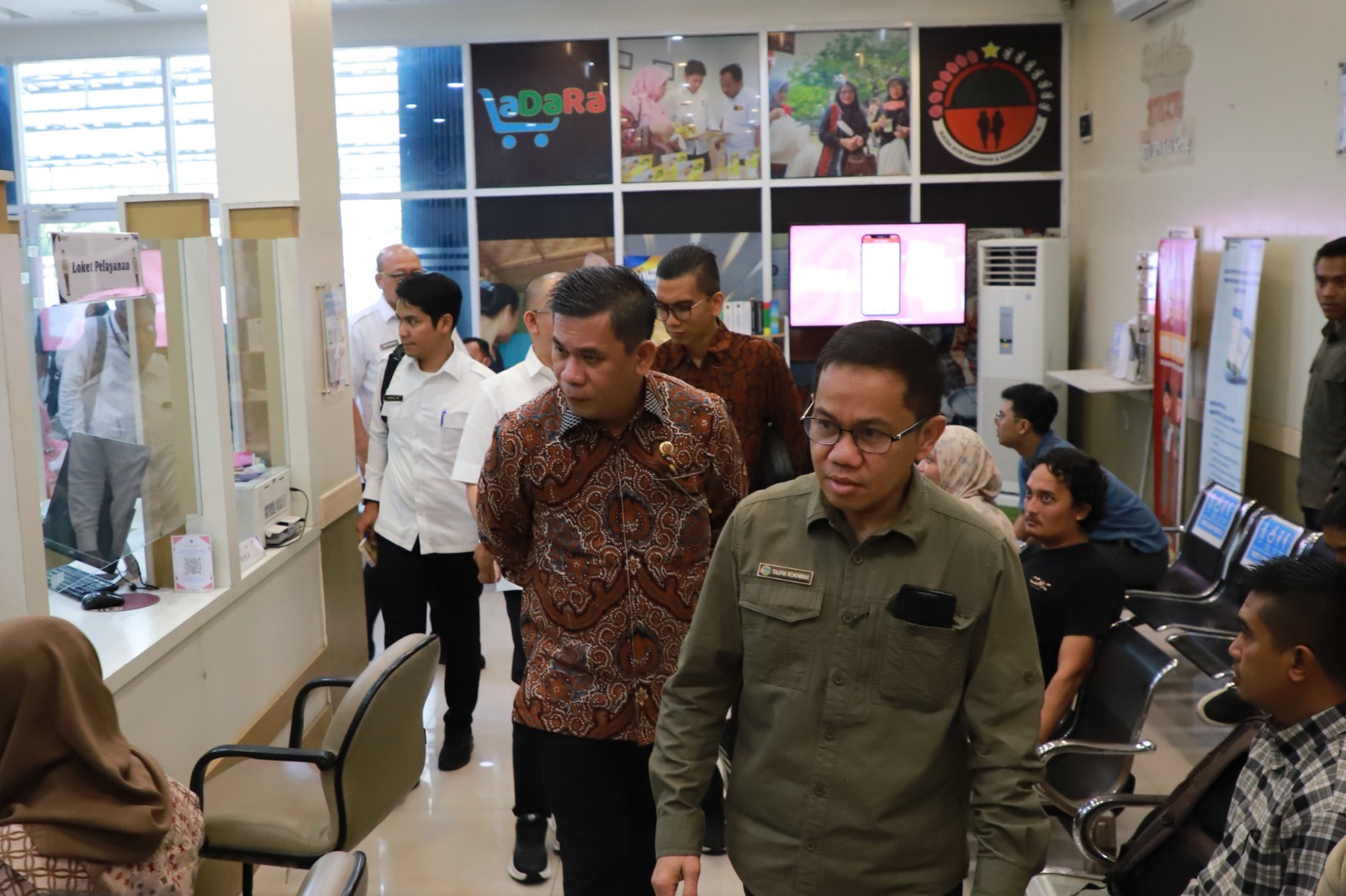 40ceb369-66a1-4133-b26a-f5f77b80ef7f