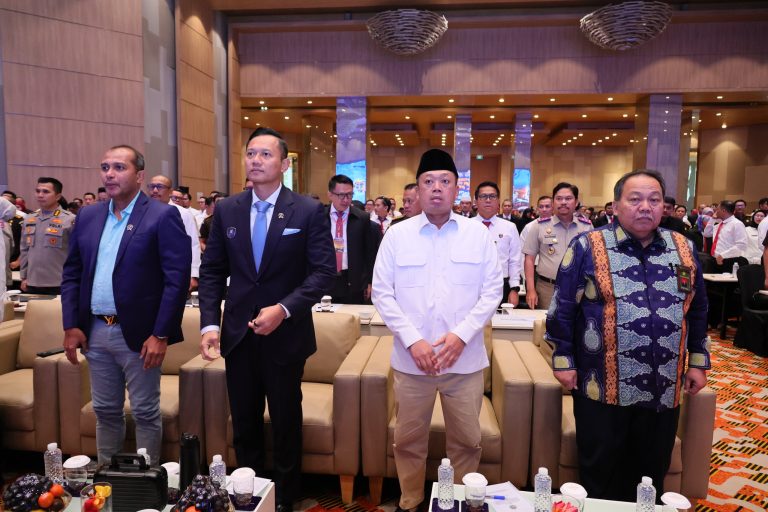 f48b72d8-800b-417d-bf13-7d8f181026d2