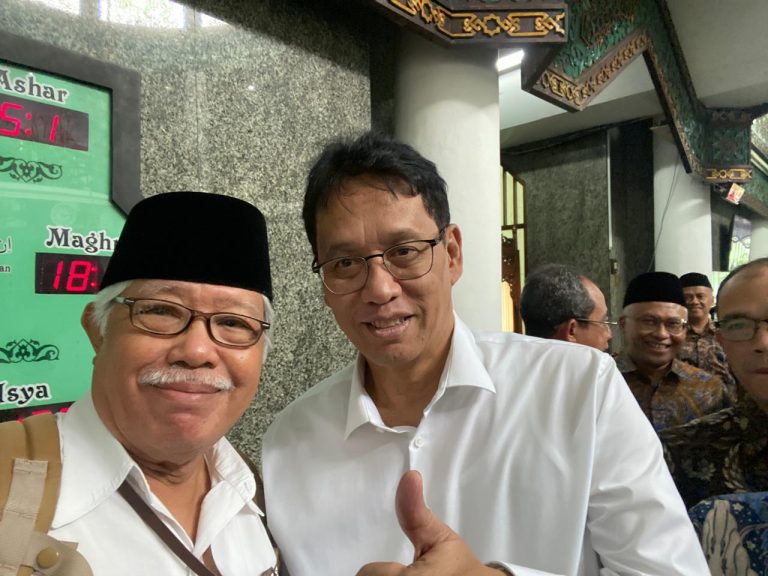 9d40d64d-3085-4d0e-a111-ff01e5163e7e