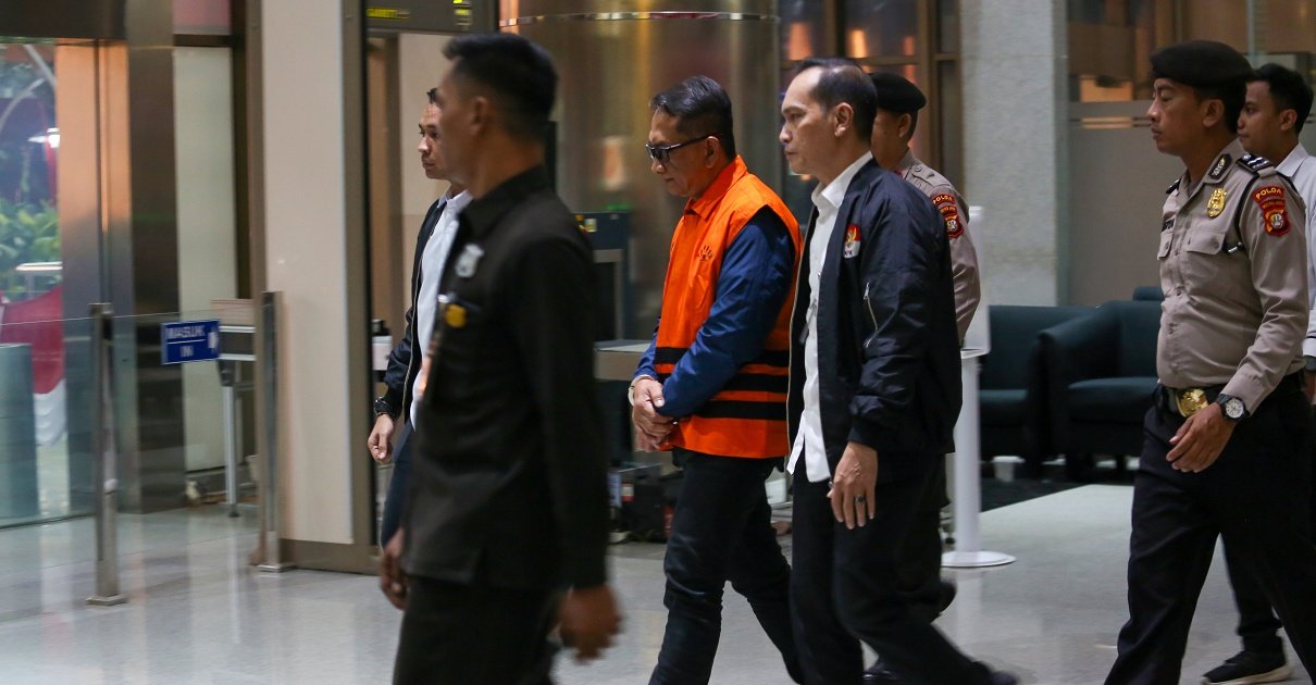 KPK Tahan Tersangka Dugaan TPK Terkait Kepabeanan di Ditjen Bea dan Cukai